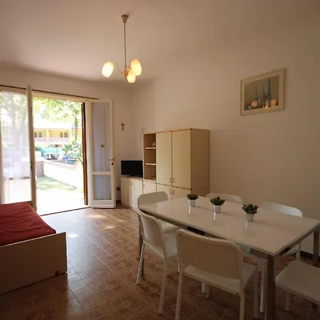 Charmantes Ferienhaus In Mit Grossem Garten Сasa de vacaciones *